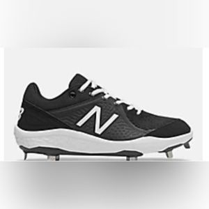 New Balance Men Baseball Metal Cleats. Size 8 Standard
